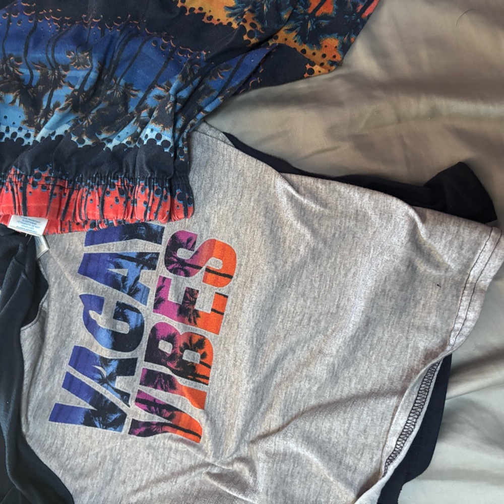 The Children's Place Gray and Black T-Shirt